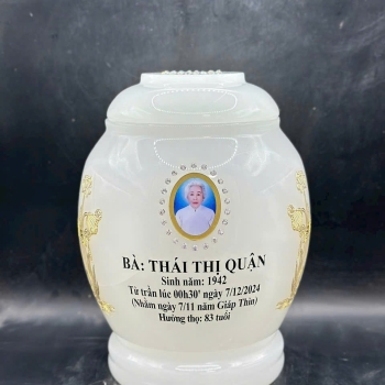 Hủ cốt đá trắng trụ