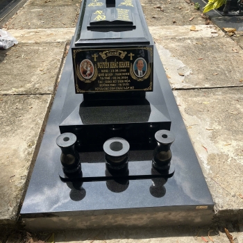 Mộ đá nguyên khối