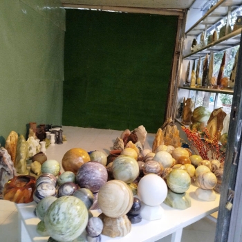 Đá phong thủy ngọc seventeen