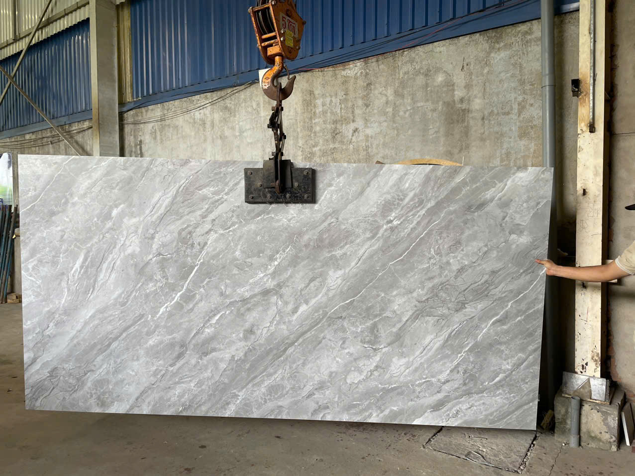 bang-gia-da-nhan-tao-moi-nhat-2025