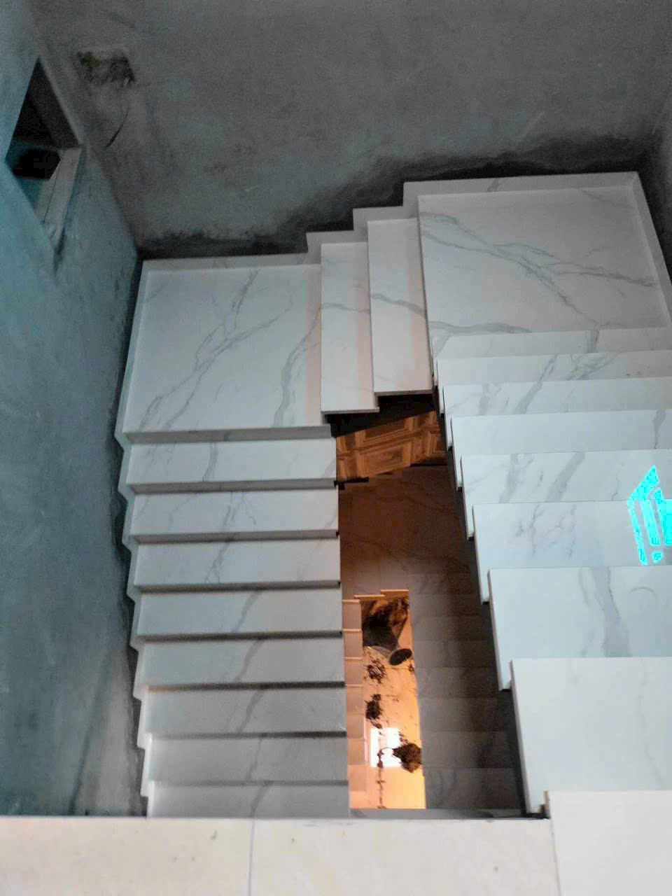 gia-da-hoa-cuong-nhan-tao